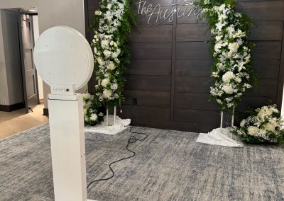 Beyond Elegance Iowa Selfie Photo Booth Rentals